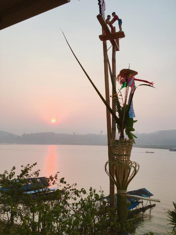 Baan Dongsak River View Sangkhla Buri Exterior foto